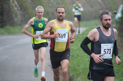 photo 1095 of a runner