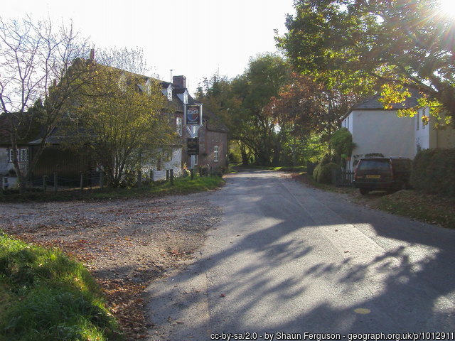 geograph photo 1012911 of the race route