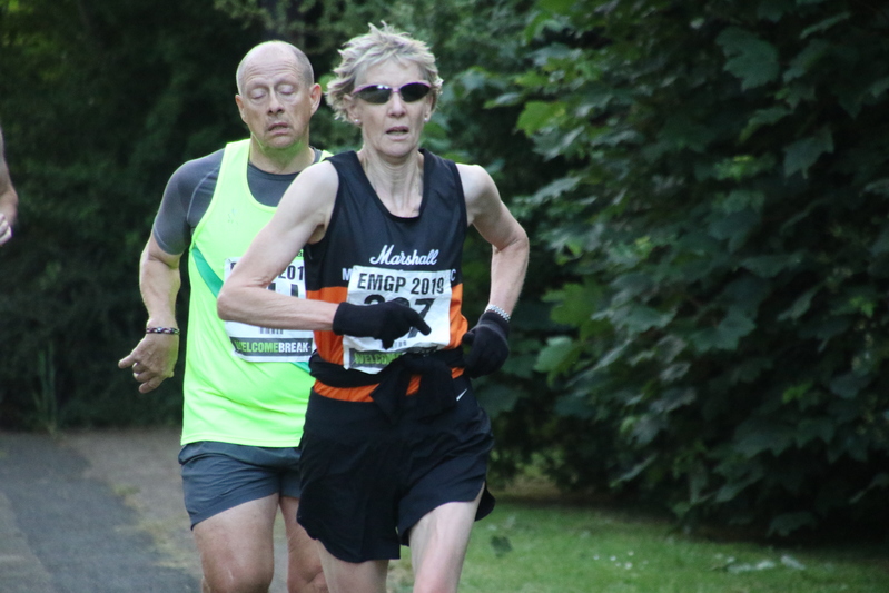 photo 0992 of a runner