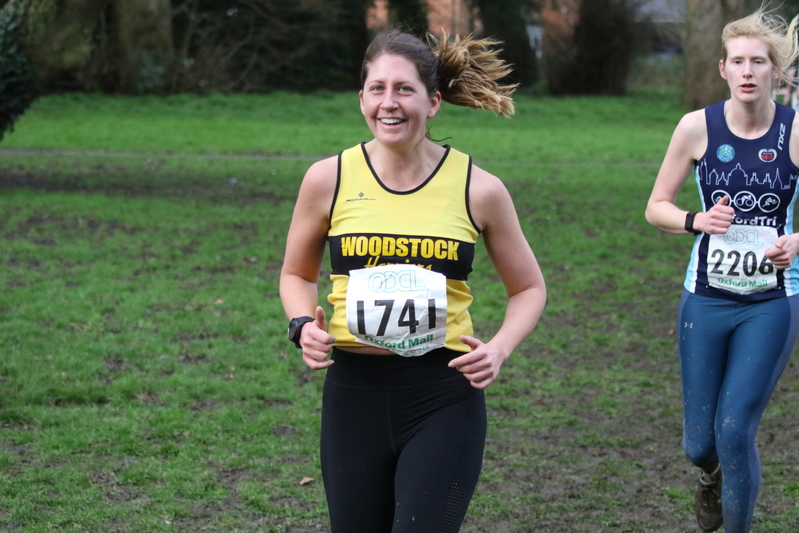 photo 2871 of a runner