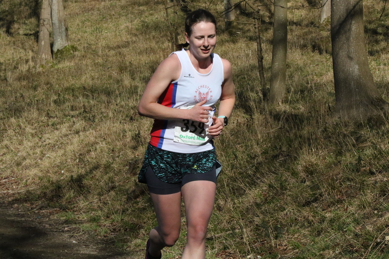 photo 2628 of a runner