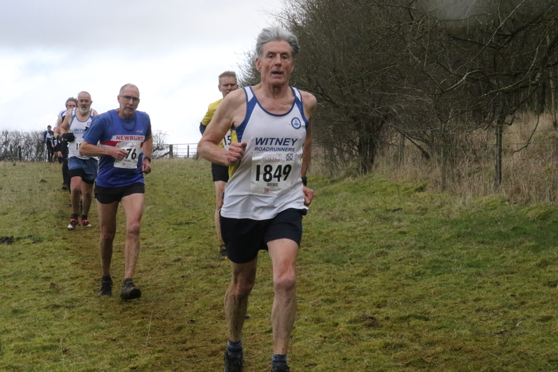 photo 0749 of a runner